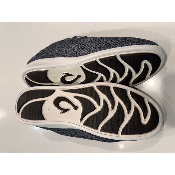 Athletic_Shoes